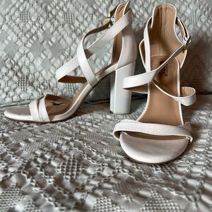 Elegant White Chunky Strappy Heels